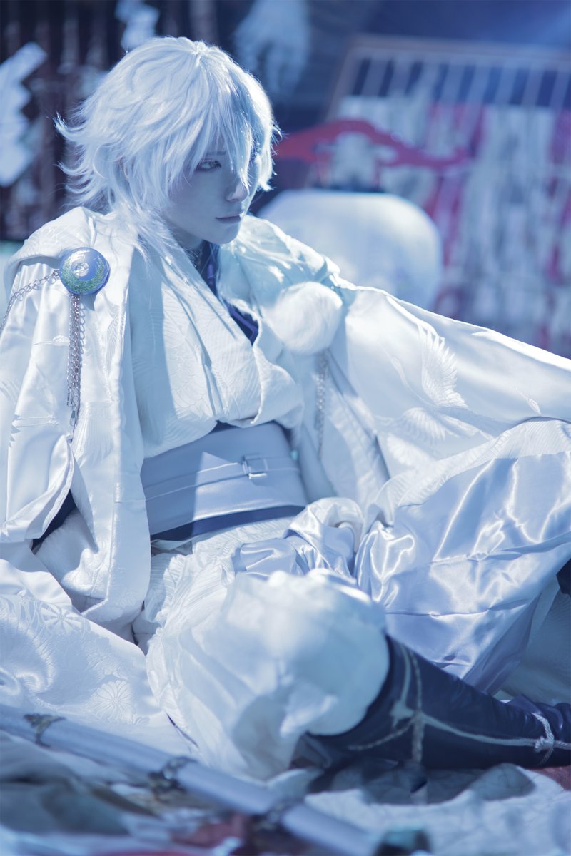 山田涼子 鶴丸国永 刀剣乱舞 コス はま様 久しぶりに鶴させてもろた時の リリース開始年にテンションだけで白無垢から作った衣装をまだ着ている