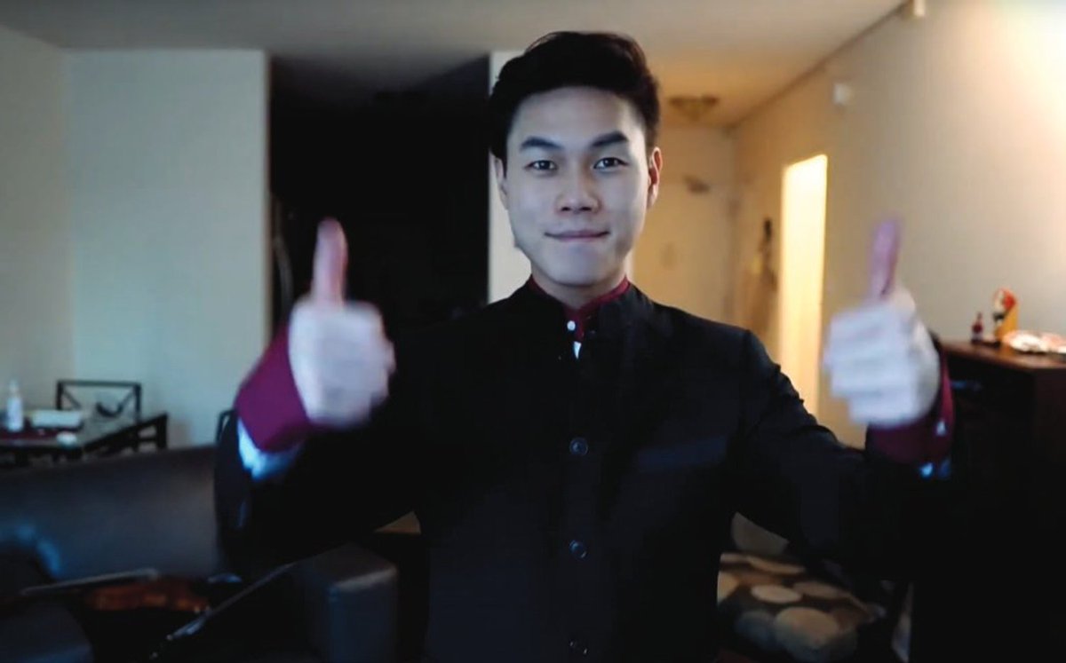 CanadaCouncil's tweet image. Get a glimpse into the daily lives of young #classicalmusic stars with A Day in the Life, a series of fun videos from the @FMCMMCMF. The series features several of our talented Musical #InstrumentBank recipients, like @TimothyChooi. Check it out! buff.ly/3j9ScJm 📽️🎼🎻