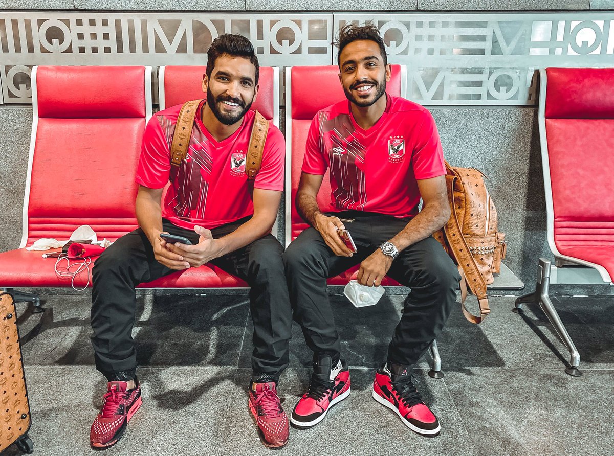 AlAhly's tweet photo. فريقنا يصل مطار القاهرة استعدادا للتوجه إلى المغرب 🇲🇦🛫

🔴 #معاك_يا_أهلي https://t.co/Mex4vjAkAe