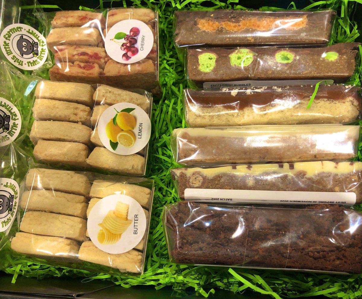 Another box of homemade treats, six cake slices and three packs of 🏠 homemade Shortbread. 🎁 Gifts , Christmas 🎄. £30.00 per box &amp; FREE delivery. 🇬🇧 mainland only. Dm for more info.@TurboJaffa <a href="/trish_charlton/">TrishC1</a> <a href="/Dalesrider1/">Dalesrider</a>