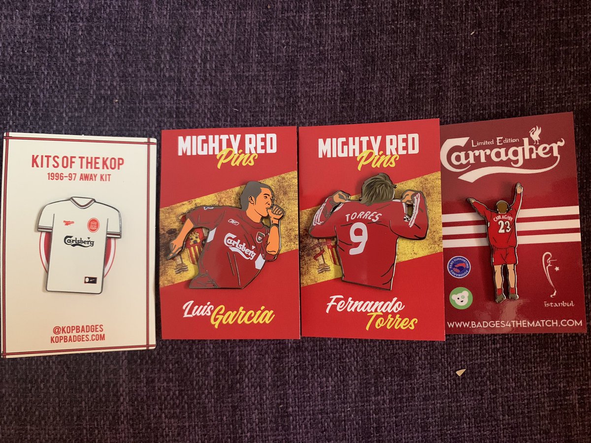 Tzafnat's tweet image. Another boss delivery 🤩 @kopbadges @MightyRedPins @Badges4TheMatch #LFCPinBadges #BadgeCollection