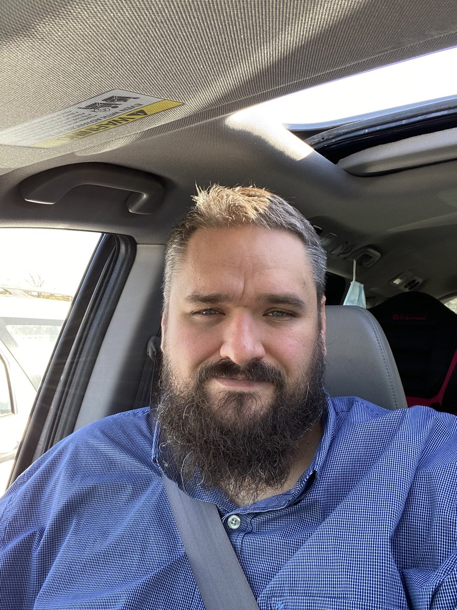 davehahn's tweet image. Chilling outside enjoying both the fall weather and PluralSight Live conference #PSLIVE20