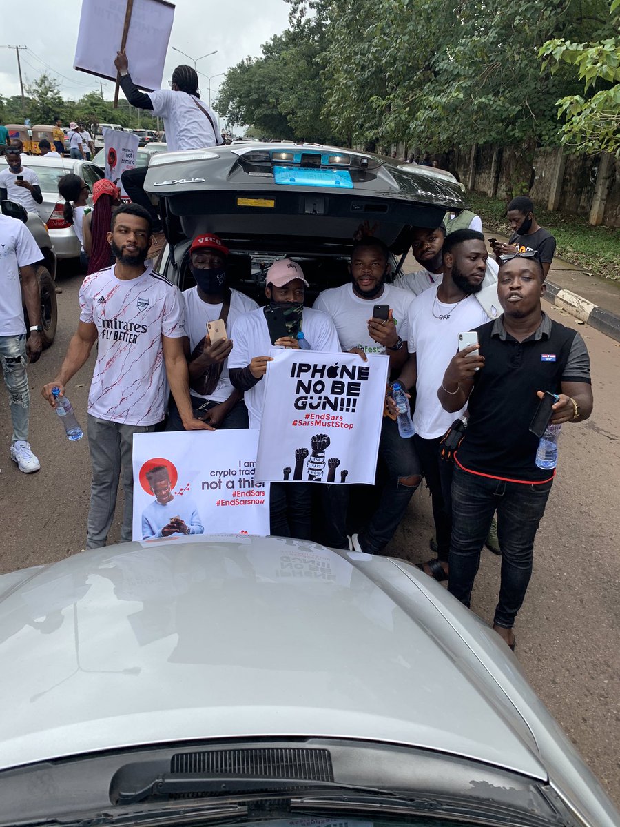 nelnel20's tweet photo. Men Dey!!! Enugu protest ! #enuguprotest #042Connect @edeafia14 @RexArmani @AdolphusChukwu4 @mac_phi @chydo_eldodo https://t.co/HthdZrvS1T