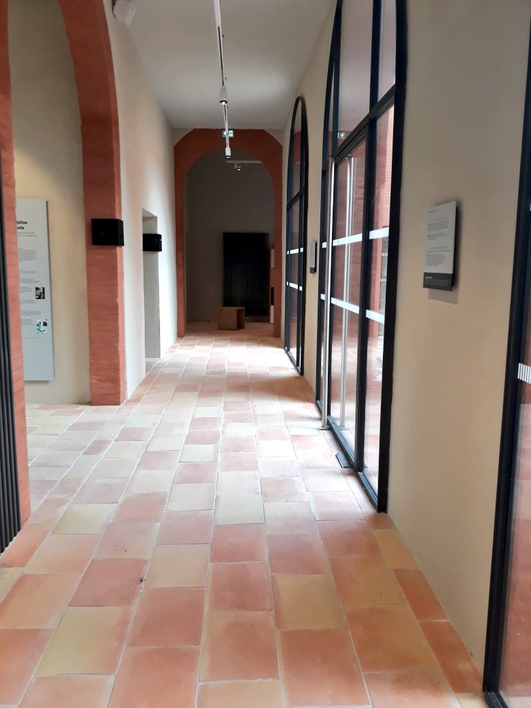 mmrotelli's tweet photo. En cours d'intégration des contenus numériques dans les dispositifs museo' du #Castelet... 
Ce lieu de #mémoire de la #prison Saint-Michel ouvrira ses portes le 29 octobre !
Un parcours d'évocation à la fois audiovisuel et scenographique...
Hâte 😎 https://t.co/Yad1kveQnY