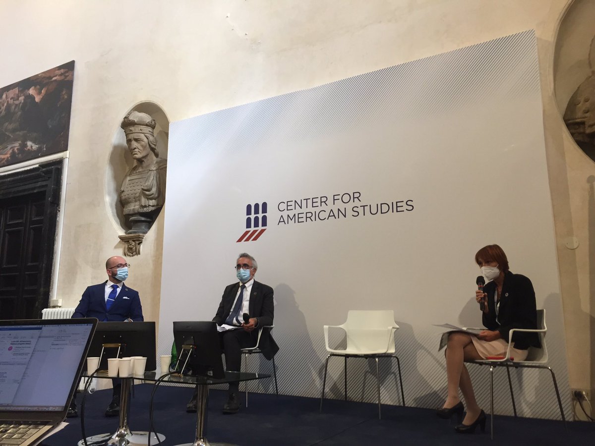 FondazioneGCNI's tweet photo. Al via la sessione su #ambiente e #agricoltura, il primo dei 4 focus tematici di approfondimento su #Transition4SDGs intervengono @AngeloRiccaboni per @unirsi, Capurso per #Andriani e Cerutti per @lavazzagroup https://t.co/urS6xDDVec