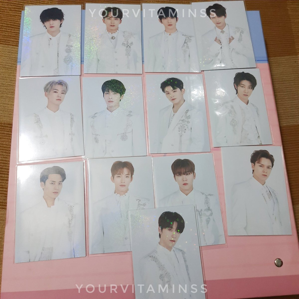 yourvitaminss's tweet photo. HALOOOOO MUK MENANGOS MELIHAT JEJERAN KERTAS GAMTENG INI 😭😭😭😭😭😭😭😭

#kikicollection https://t.co/I5p3LlHuVx
