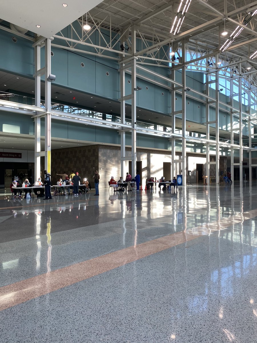 JWoodJourno's tweet image. Just over half an hour into the first day of early in-person voting in Kentucky and no line at the Kentucky Exposition Center, one of four early polling sites in the state’s largest county (Louisville’s Jefferson County)