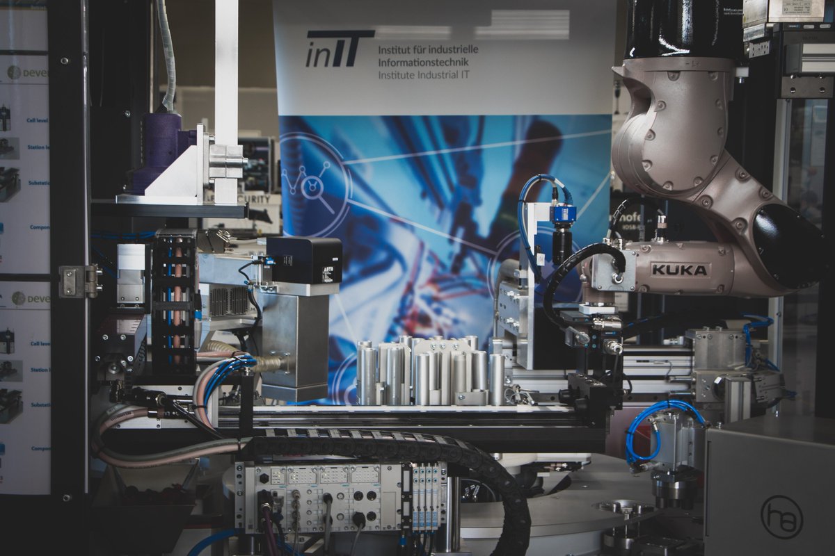 Jetzt anmelden: Virtuelles 11. Jahreskolloquium #Kommunikation in der Automation - #KommA der beiden Institute #inIT und <a href="/ifak_md/">Institut für Automation und Kommunikation (ifak)</a> am 29. Oktober 2020 - das #Forum für #Wissenschaft und #Industrie. Anmeldungen bis zum 23. Oktober unter jk-komma.de