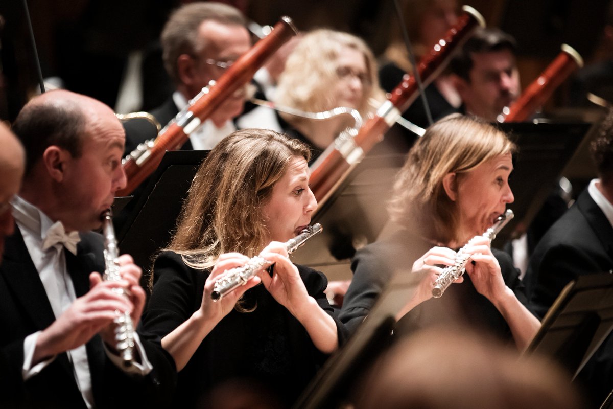 MarqueeArtsTV's tweet photo. Don’t miss out on the chance to watch @LPOrchestra's ‘Visions of Ecstasy’ for free.
The offer ends tomorrow when their new concert ‘Storming the Heavens’ premieres at 8pm on Marquee TV.
https://t.co/5PlEc174ea
#AutumnOnMarquee #lpolive #orchestra #concert #liveperformance https://t.co/AFcl46eaKE