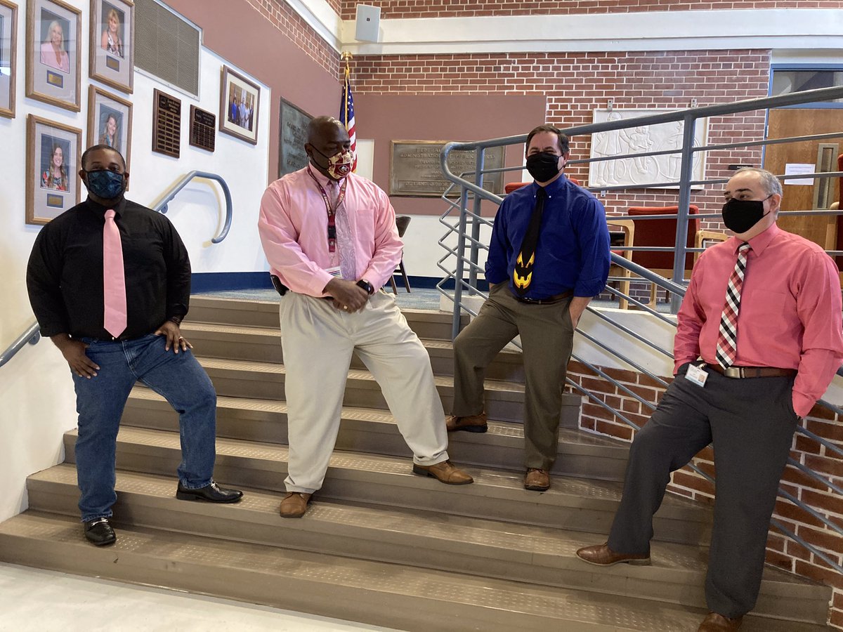 Another edition of Tie-Tuesday! #teamvolusia #studentservices