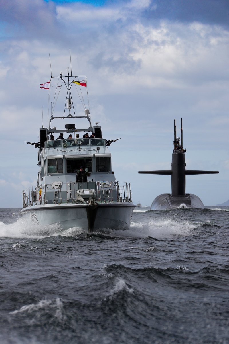 RoyalNavy's tweet photo. Happy 245th birthday from the Royal Navy to its largest and closest ally, @USNavy. Right now our ships, submarines and aircraft are working side by side in the Atlantic, Gulf and Med to safeguard our freedoms. #StrongerTogether #SemperFortis https://t.co/CSKScUqQZN