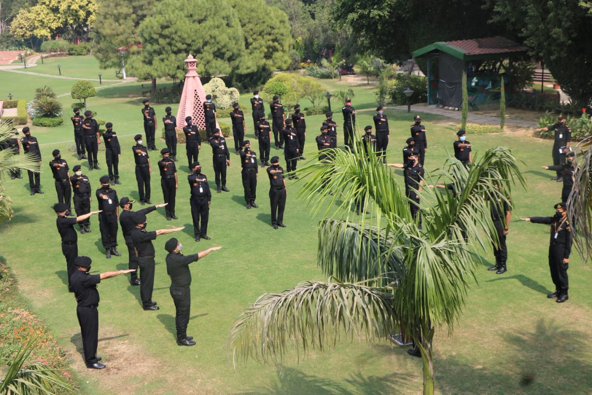 Defence_Squad_'s tweet image. Troops of NSG (National Security Guard) Taking Corona Pledge 
. 
#NSG #nsgcommandos #Unite2FightCorona
#Coronafighters #indianarmy #indianairforce #indiannavy #Jaihind