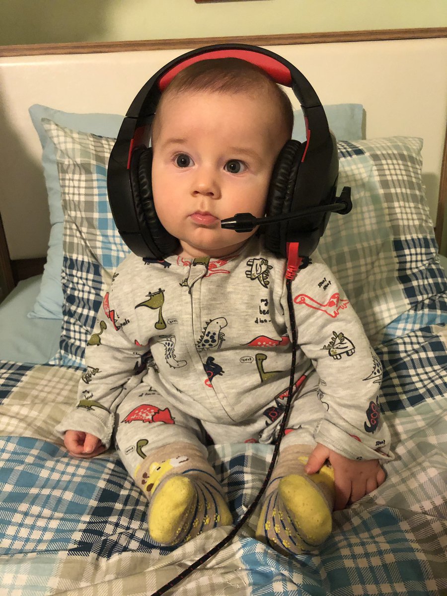 Öğrtmenim böğön canlı ders var mı?