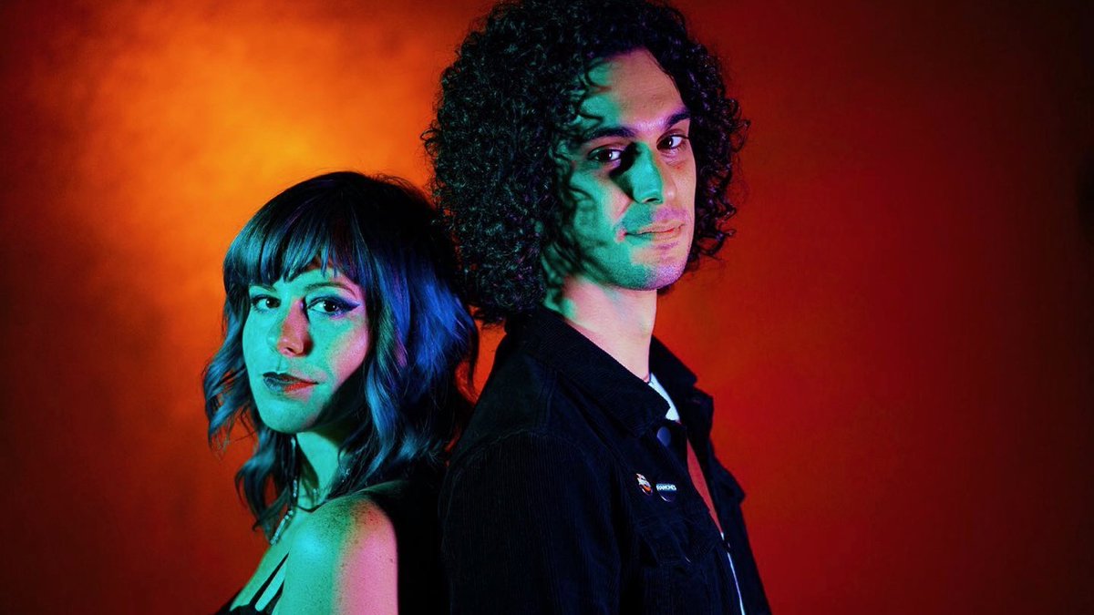 Buzz Bands LA (@buzzbandsla) on Twitter photo L.A. duo <a href="/TheTwoTens/">The Two Tens</a>' first new music since 2017, the two-minute ripper "Gotta Find Something," is part of a split EP that they released with the Queers. Gallop into your day with some first-wave punk rock: bit.ly/3dmEXTL L.A. duo <a href="/TheTwoTens/">The Two Tens</a>' first new music since 2017, the two-minute ripper "Gotta Find Something," is part of a split EP that they released with the Queers. Gallop into your day with some first-wave punk rock: bit.ly/3dmEXTL