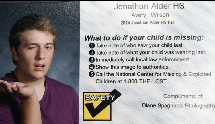 shelbwilly's tweet photo. What to do if your child is missing: https://t.co/4M0TyJ89Gs