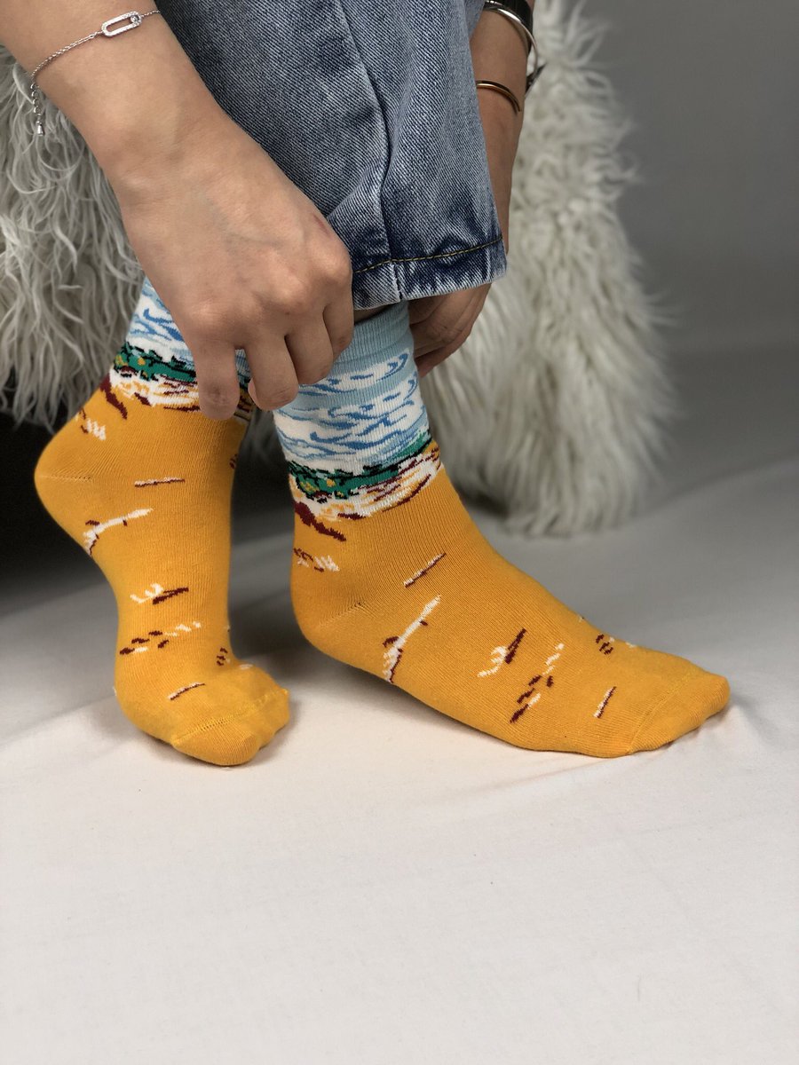 different_ae's tweet photo. Van gogh new collection 🖼 https://t.co/XIV4v6ujk1