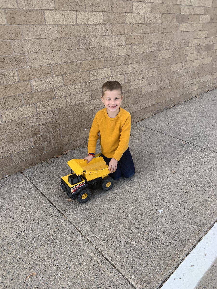 MrsLinzsKindergarten tweet media