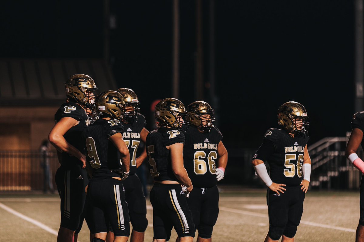 texashsfootball's tweet photo. Caption This Photo

Photo from @rhettdavismedia 

#TXHSFB https://t.co/wQBY1XsBnB