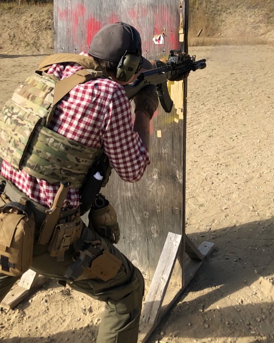 WarriorAssaultS's tweet photo. Our LPC-V1 in MultiCam
📸 @new_round_who_dis
#type81 #warriorassaultsystems #blackbeargear #lpc #lofdefence #grayfoxstrategic #gcodeholsters #sigsauer #p320 #762x39#cryeprecision #eotech #magpul #voodootactical #mechanixgloves #gerberknives#platecarrier ( #📷 @jaydo.potato_ ) https://t.co/dthVBFMC86