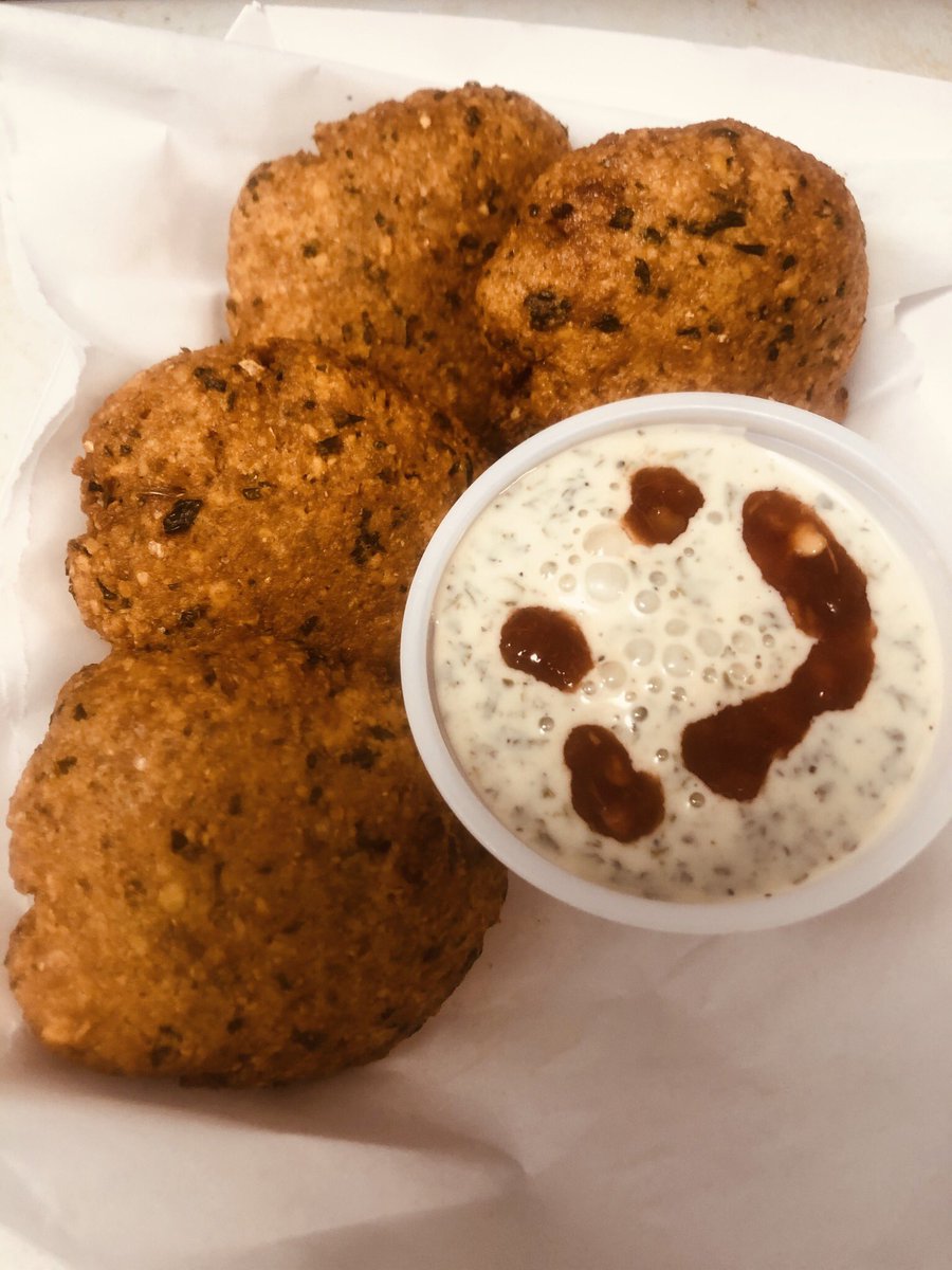 Today lunch at Roswell Park 11am to 1pm elm and Virginia st corner <a href="/TheCheesyChick/">The Cheesy Chick</a> <a href="/716FoodTrucks/">Buffalo Food Trucks</a> <a href="/WutsUpBuffalo/">WutsUpBuffalo</a>