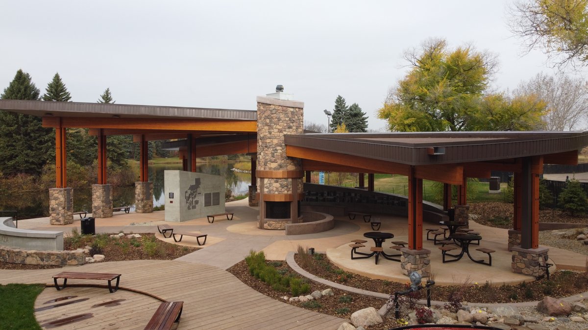 WesternArchrib's tweet photo. We got to visit the newly-completed @EFCL Plaza at Hawrelak Park, seeing our glulam up close and personal. Take a look at the photos from this project! 🪵 #yegclplaza #yegcls https://t.co/xvE2NOlqUZ