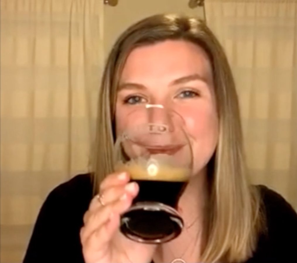 CraftdCompany's tweet photo. Craft’d presents #PrivateVirtualTastings! We'll curate &amp; deliver our signature tasting kit so attendees can participate from home.

Wondering how to replace your holiday events virtually? This is a perfect solution. Email info@craftdcompany.com to book! https://t.co/afiltbhOR8 https://t.co/T6H8rdjfs0
