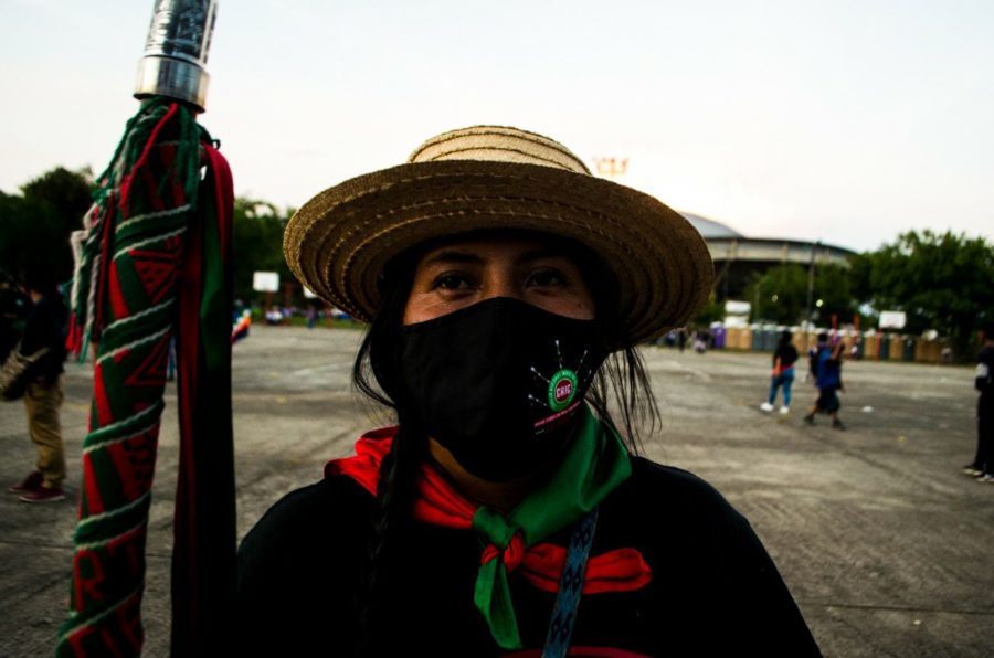 GenteEme's tweet photo. «Esta es una Minga política, no reivindicativa»

#ColombiaInforma: https://t.co/mWuyMEJEbH

"La Defensa de la Vida es un eje central en el debate político que la Minga le está proponiendo a Duque debido a la cantidad de violaciones a los DD HH que ha habido durante su mandato". https://t.co/Nqe7ijL81s