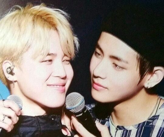 taehyung grew up looking at jimin :(((