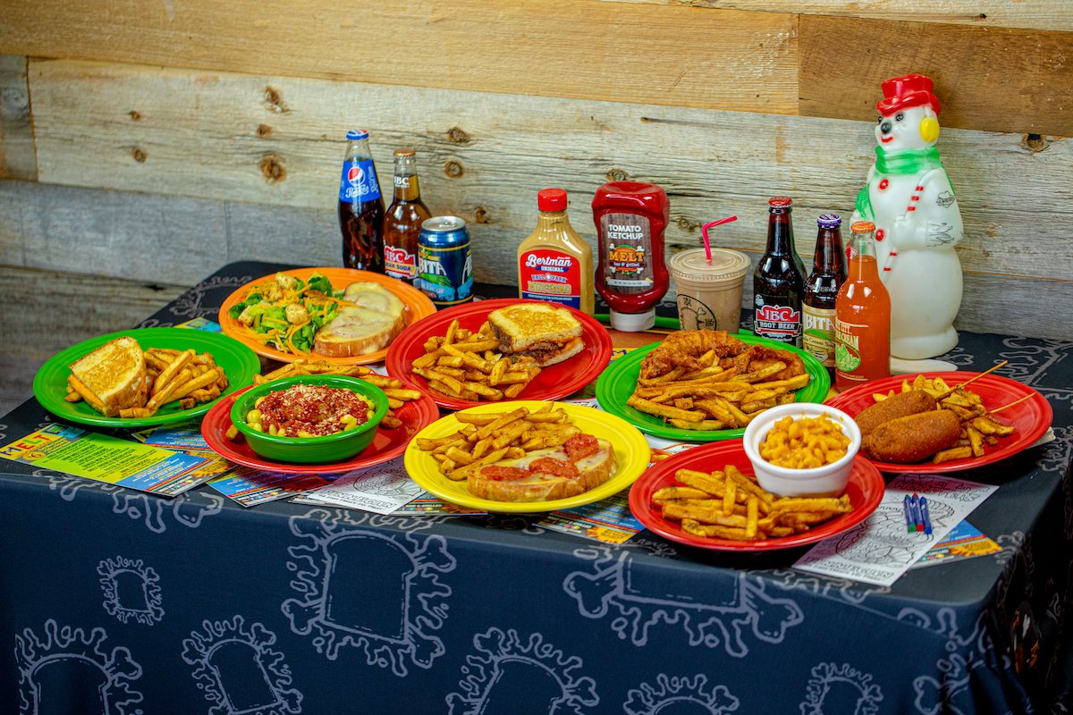 MeltBarGrilled's tweet photo. Are you tired of taking your kids to the drive-through for dinner? Head to Melt and treat your little ones to some comfort food deliciousness! Better yet, kids ten years old and under eat for only $3 every Tuesday.  😋 #HalfOffTuesday https://t.co/TuxADGQGGQ