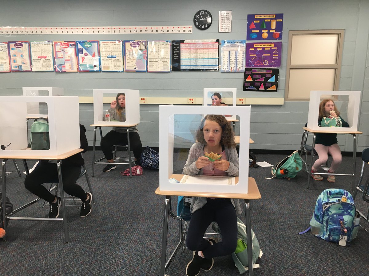 KThompsonMath's tweet image. Lunchtime!  #southlearns ⁦@ahsd25⁩ ⁦@sms6east⁩