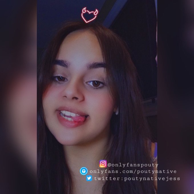 my onlyfans is only 9$ USD / 11.80$ CAD for the rest of October!🎃 make sure to grab this deal before