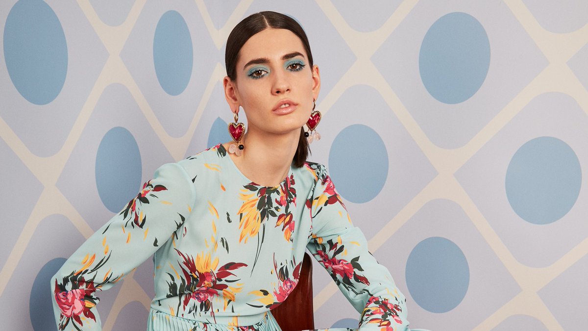OrchardMile's tweet photo. We spent Spring cooped up inside, so why not go wild for Fall? Break out your brightest &amp; boldest pieces and put together fabulous looks for every occasion. Shop the story: https://t.co/ScOrUdjoQ1 https://t.co/3KoJSua57n