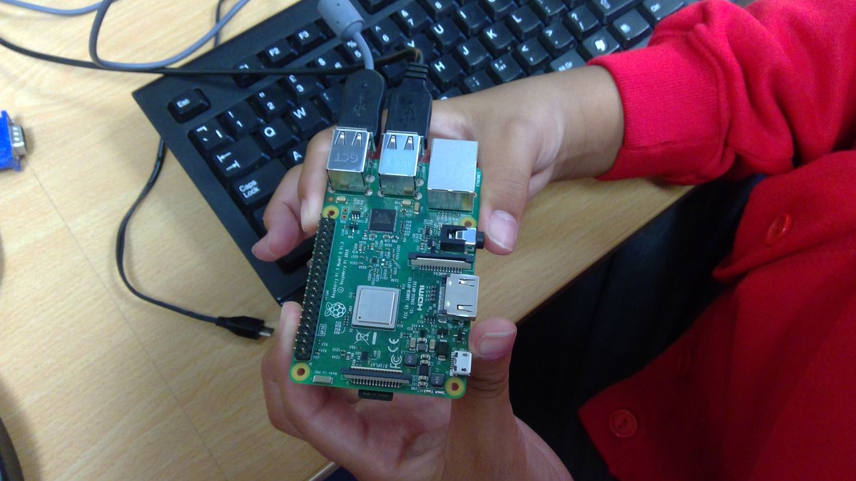 Beth Saville tweet media