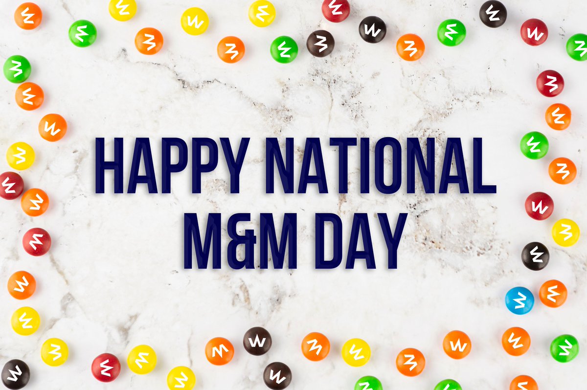 CrownCoverings's tweet photo. What is you favorite color #M&amp;M? Do you eat your favorite color first, or save the best for last? 😃
#NationalM&amp;MDay #meltsinyourmouthnotyourhand #sweettreat #whoyouareinsidematters #crowncoveringsinc

Now the real question is....Regular or Peanut?? 🤔 https://t.co/TUZz29M4rE