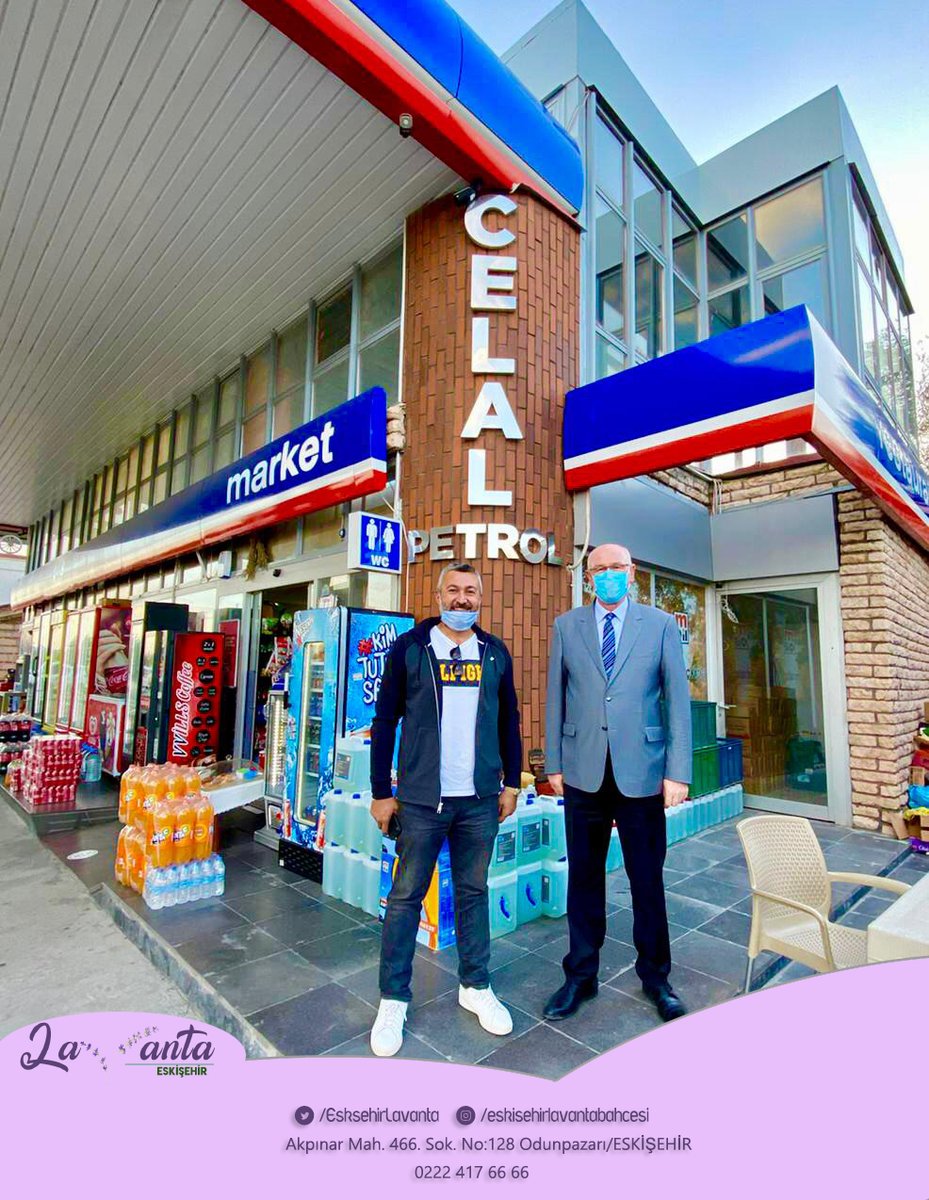 Eskişehir Odunpazarı Belediye Başkanımız Sn. Av. Kazım KURT akaryakıt istasyonumuza ve Lavanta bahçemize hayırlı olsun ziyaretinde bulundu. Kendisine bu nazik ziyareti için teşekkür ederiz. <a href="/CHPKAZIMKURT/">Kazım KURT</a> <a href="/odunpazari/">Odunpazarı Belediyesi</a>  <a href="/EsksehirLavanta/">Eskişehir Lavanta Bahçesi</a> #eskişehir #eskişehirlavantabahçesi #lavanta