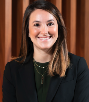 EJW_org's tweet photo. "Try to connect with your peers and build connections with those in your issue area or geographic area. You may find a friend, valuable work resource, you never know," says 2019 Fellow @hklain to first-year Fellows at #LDT2020. #trainingforjustice https://t.co/0MdjOkgsCL