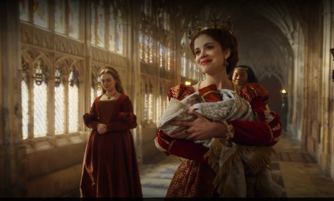 @GlosCathedral @EmmaFrostLondon Yes, but to be fair it was kind of hard to miss you, since you were resplendent as always! Here's just one location. #GloucesterCathedral #TheSpanishPrincess #filmfriendly