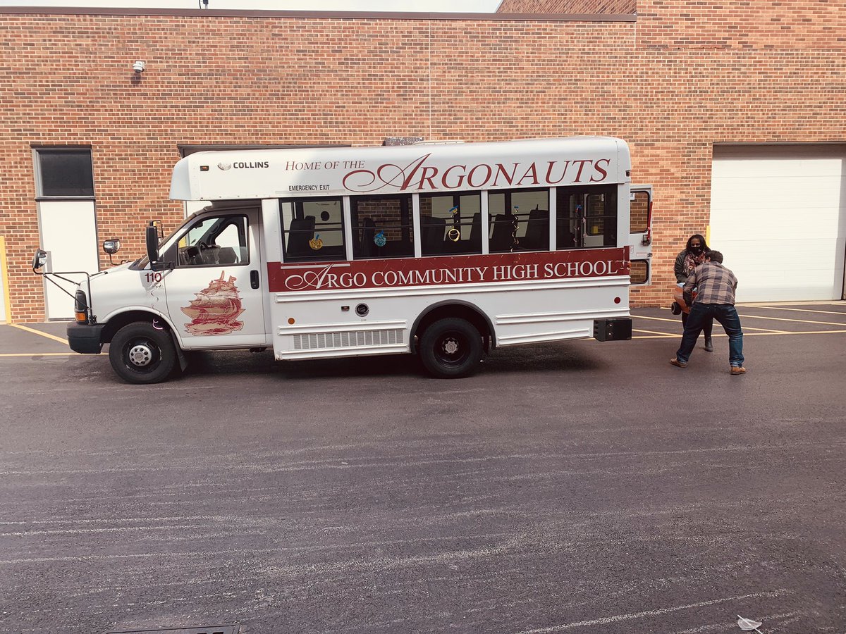 touliosedD's tweet photo. Great job to the Argo Administration in our first Socially Distanced Ice Cream Social. #argocommunitystrong #argocommunityhighschool https://t.co/P1IcNR1Dvl