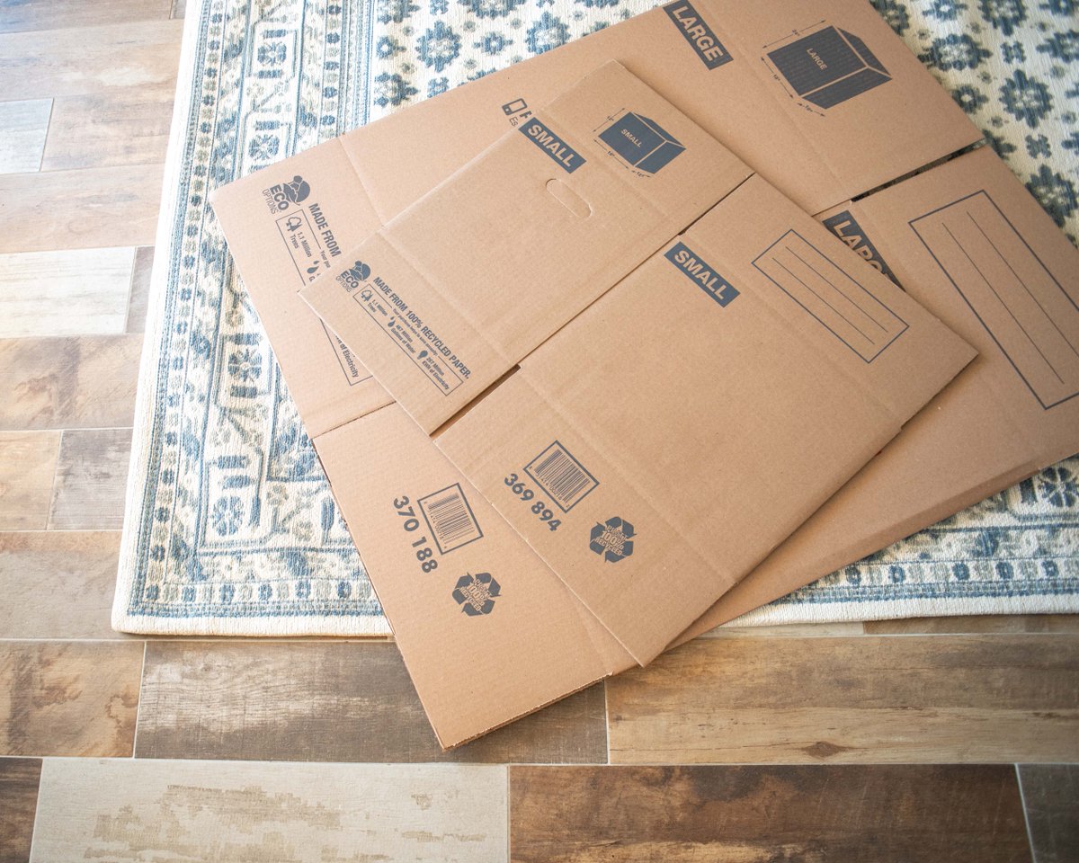SoCalSelfStorag's tweet photo. Do you believe that a failure to plan is a plan to fail? we’ll admit, we are kind of annoyingly organized but don’t worry if that’s not you, we have everything you need all in one place to make your move go smoothly! How are your moving plans shaping up?
🌴😀 https://t.co/cWrIXN8MtX
