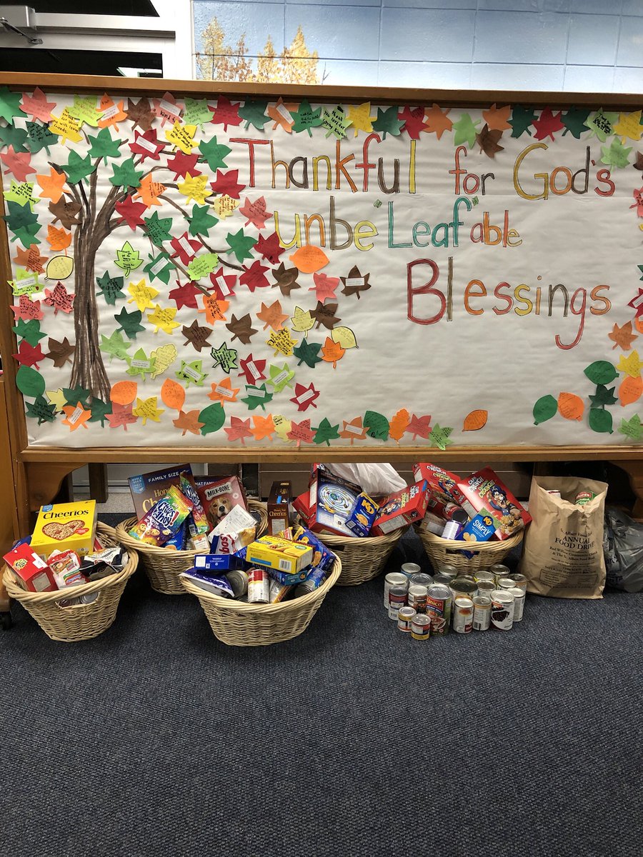 albert_lacombe's tweet photo. Let’s keep those Food Bank donations rolling in! #gsacrdproud https://t.co/bcFM6pIALt