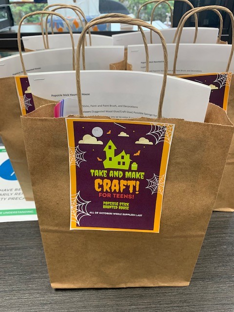 HillsidePublic's tweet photo. We have Take Home Craft kits for teens and kids!  Stop by and pick up your kit today! https://t.co/dmMa0bNwL9