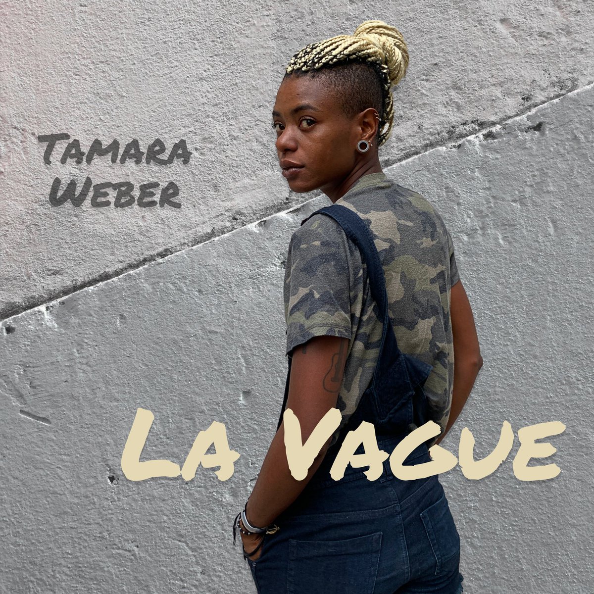 Tamaraweber___'s tweet photo. J-3 avant la sortie de LA VAGUE, je vous dévoile ici le visuel 🌊
D-3 before LA VAGUE comes out, here’s the cover! https://t.co/VOMcdo3y2h
