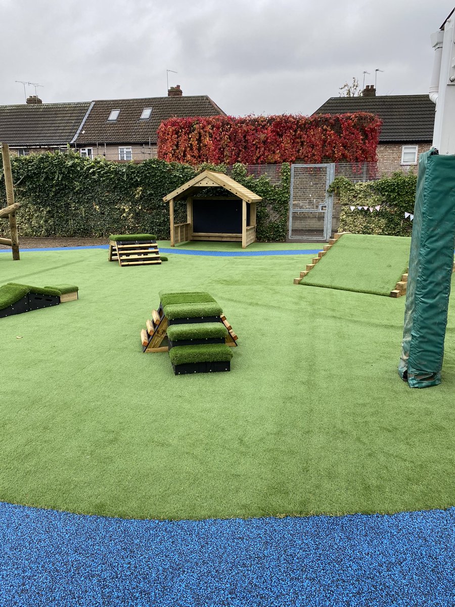 KaizenPrimary's tweet photo. It’s all coming together. Fab new EYFS outside space. @eko_trust https://t.co/ubartKW8Se