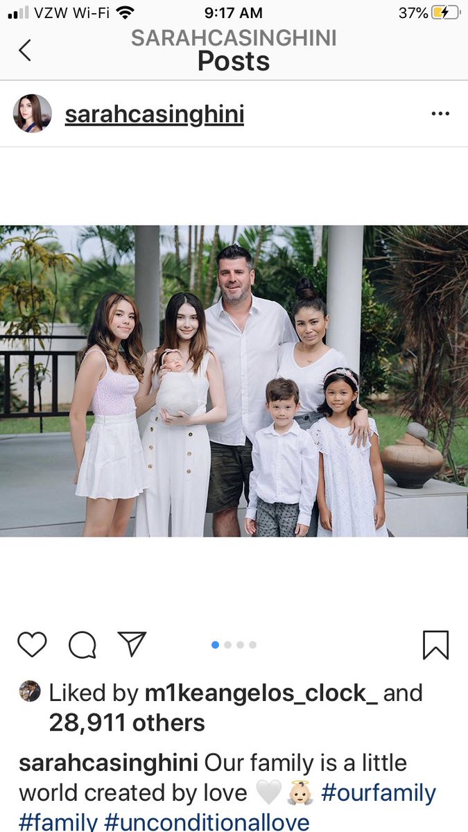 4_peacelily's tweet photo. How can a perpetual liar such as Sarah succeed? Because some of us are sympathetic fools who give in to her tears and pretty kids photos. #ซาร่าคาซิงกินี https://t.co/KfS306ffBx