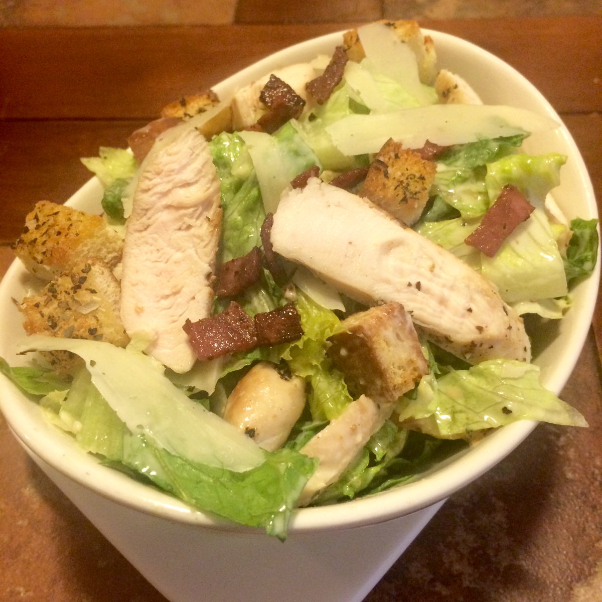 urHealthyGuide's tweet photo. What are you having for #dinner?
ππ
Today I will have a fantastic #caesar #salad with #chicken π₯π₯
A #delicious, #healthy and #balaced meal! πβπΌπ§π»ββοΈβ¨
#goodvibes #wellness #food #positivity #staygood #urHealthyGuide https://t.co/ruKWpJkIbF