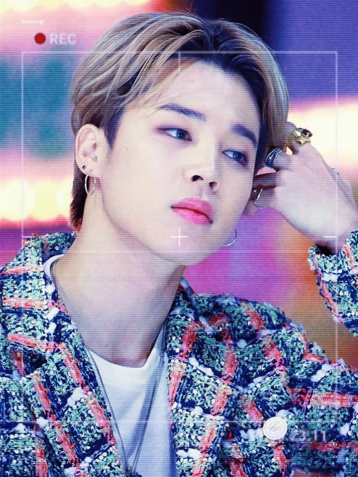 roseforwine's tweet photo. "Estou tão cansado disso tudo, estou tão cansado de ter que aturar isso todos os dias"

Jimin não aguenta mais o que está vivendo, não aguenta mais olhar no espelho e ver o que está acontecendo com a própria vida

Data de lançamento: __/10/2020
Wattpad Fanfic
#MoonOnUs https://t.co/0AnDbRbFeF