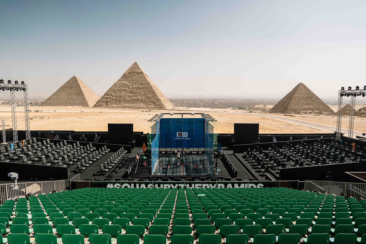 Your sport could never 😍

#SquashByThePyramids