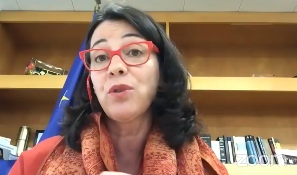 CE_PTrep's tweet photo. 🔴 Acompanhe em direto:
Sofia Colares Alves, Representante da Comissão Europeia em Portugal, participa na tertúlia "Fake News e Imigração em Portugal", no âmbito do projeto #MigraMyths - desmistificando a Imigração » https://t.co/3NR7xFfk6B
#FactsMatter #istoéEuropa #EUvsDisinfo https://t.co/Xn0czYag4b