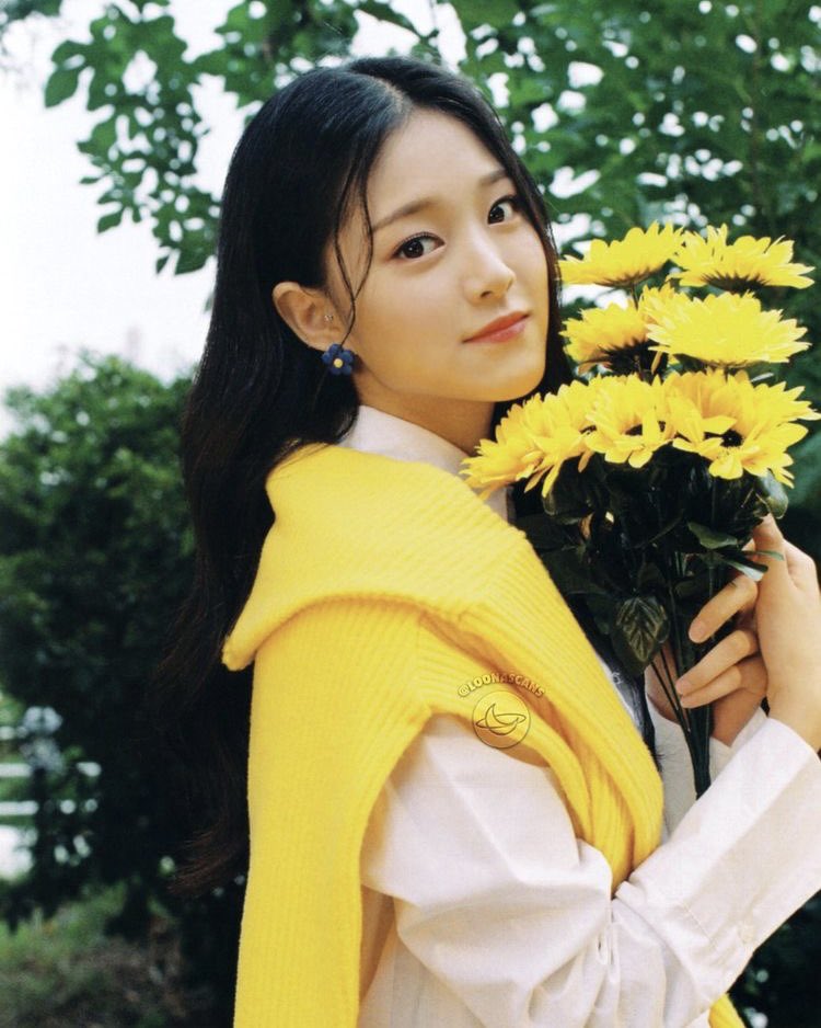 KHYZONES's tweet photo. hii this is a new account dedicated to thinking about loona’s hyunjin!! i would appreciate it if you could rt to spread <3

#이달의소녀 #현진 #LOONA #HyunJin https://t.co/lpnmfp73ss