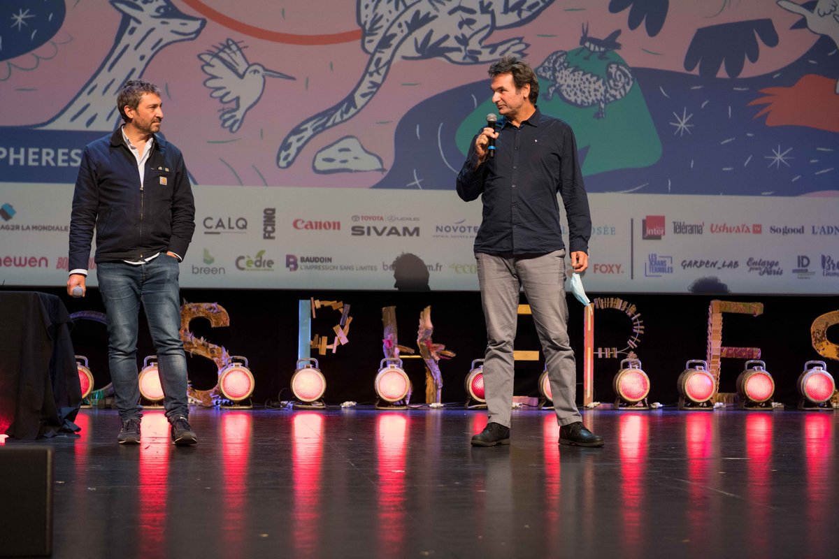 FFatmospheres's tweet image. ✨FESTIVAL ATMOSPHERES - LE PALMARES 2020 !✨
🎬🌍COUP DE COEUR DE L’ADEME : LE FEU SACRÉ réalisé par Eric Guéret. Producteur Yves Dadondeau Bonne Pioche👉🏼Sortie 21 octobre 2020 #film #cinema #Ascoval #aciérie #DeveloppementDurable